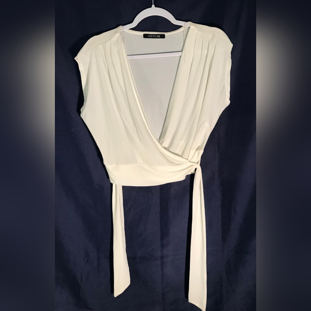 VERTICHE women's Elegant Cream Wrap Top Zize M made In Mexico